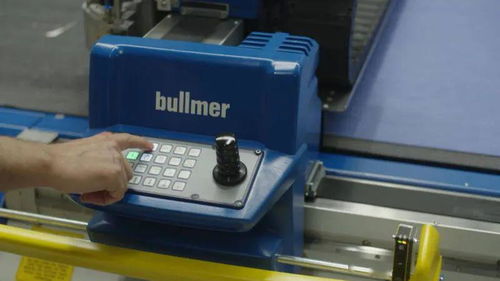 從中國運(yùn)回機(jī)器,荷蘭自行生產(chǎn)專業(yè)口罩了 首先滿足醫(yī)務(wù)人員需要