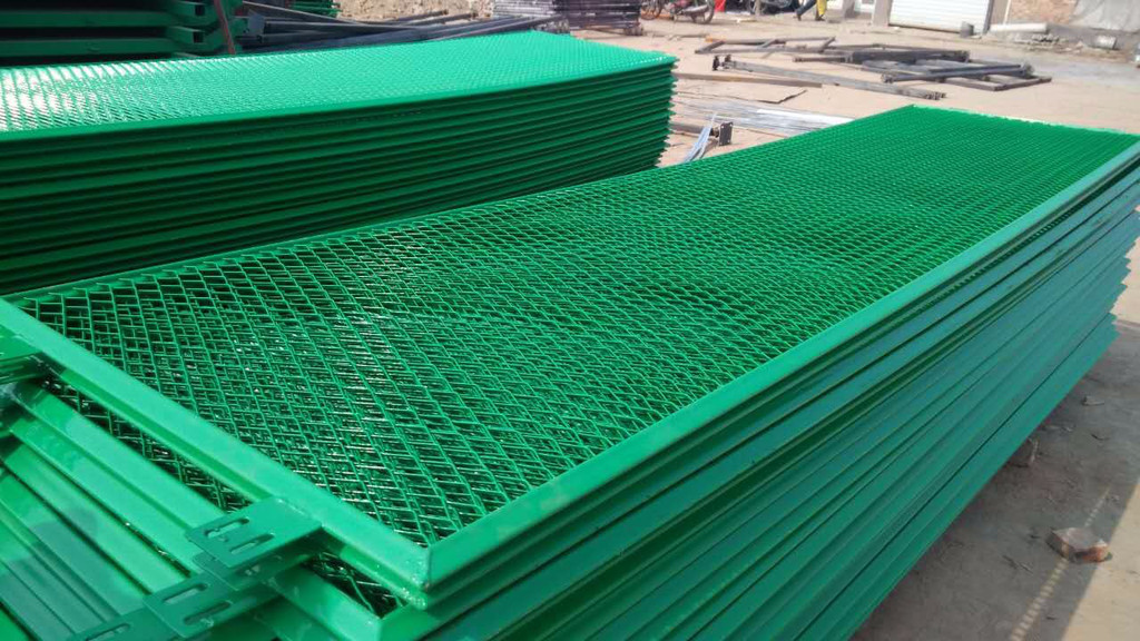 濟(jì)南高速公路中間防護(hù)網(wǎng)